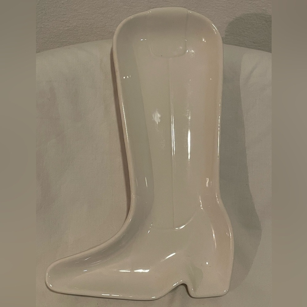 Dolly Parton Boot-Shaped Home Design Plate